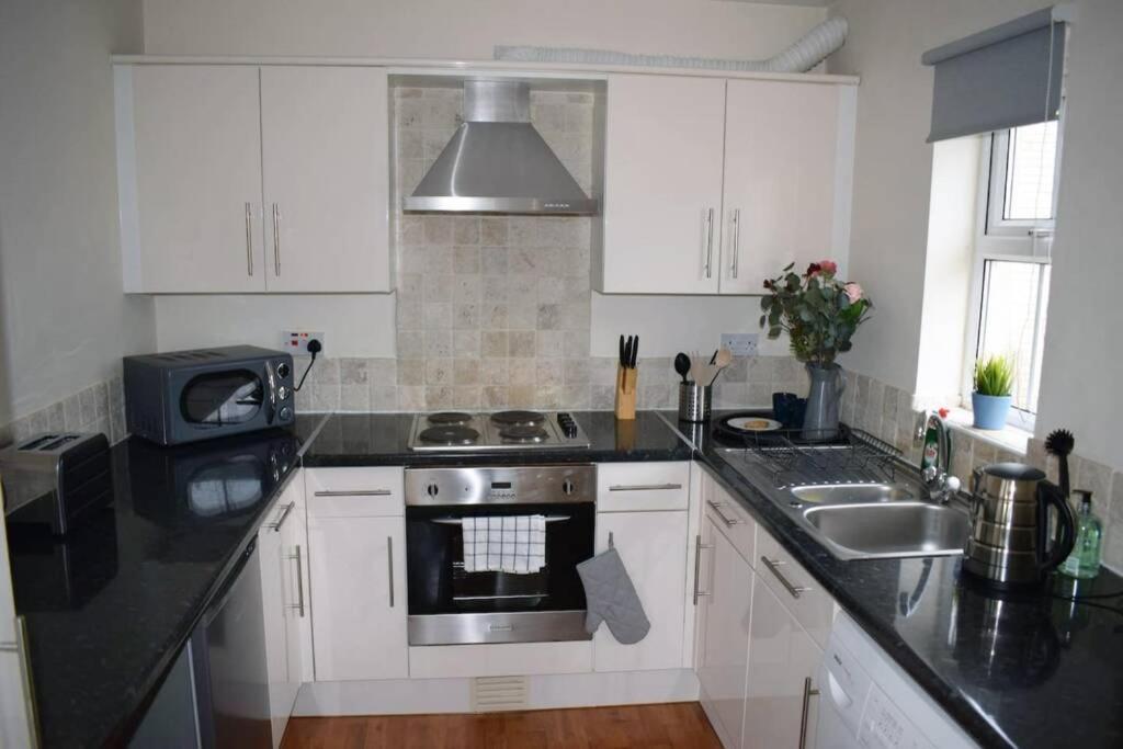 Apartment Comfortable In With Parking